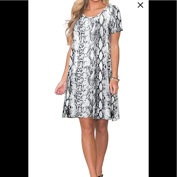 NWT/WNEEDU Women's  Casual T Shirt Dresses Short Sleeve Swing Dress with… - Picture 2 of 5